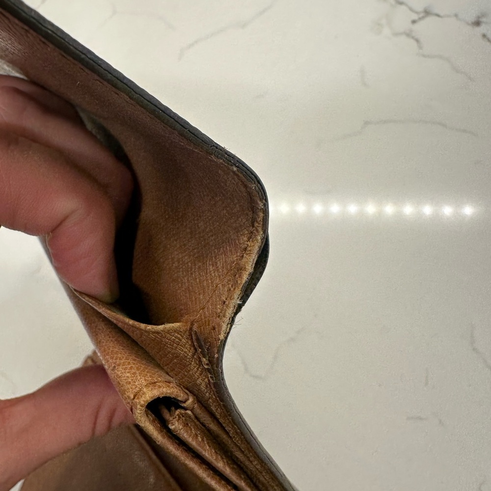 Louis Vuitton Brown and Gold Monogram Clutch - Picture 11 of 14